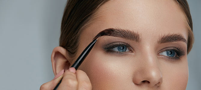Eyebrow Tinting Specialist Near Me in Midland TX Eyebrow Tinting Specialist Near Me in Midland TX